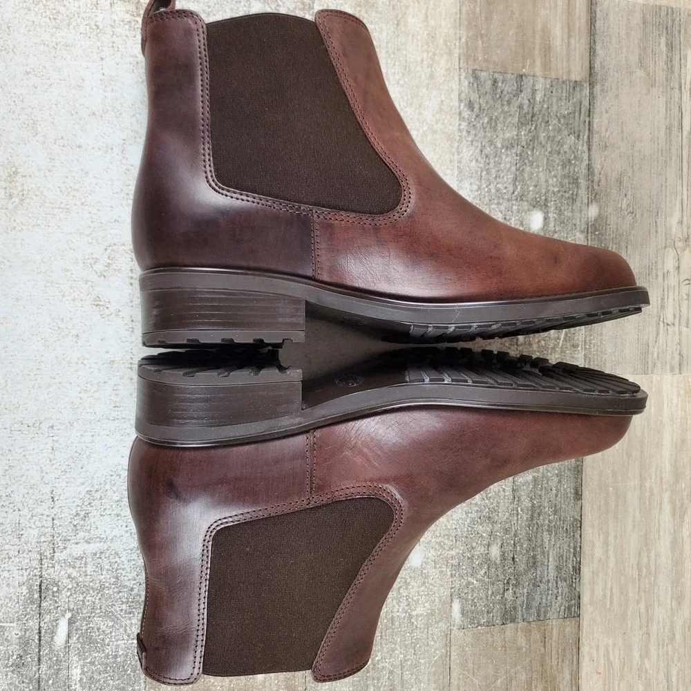 SAS Delaney Womens Chelsea Ankle Boot Sz 7 - 7.5 Brown Comfort Leather Pull On